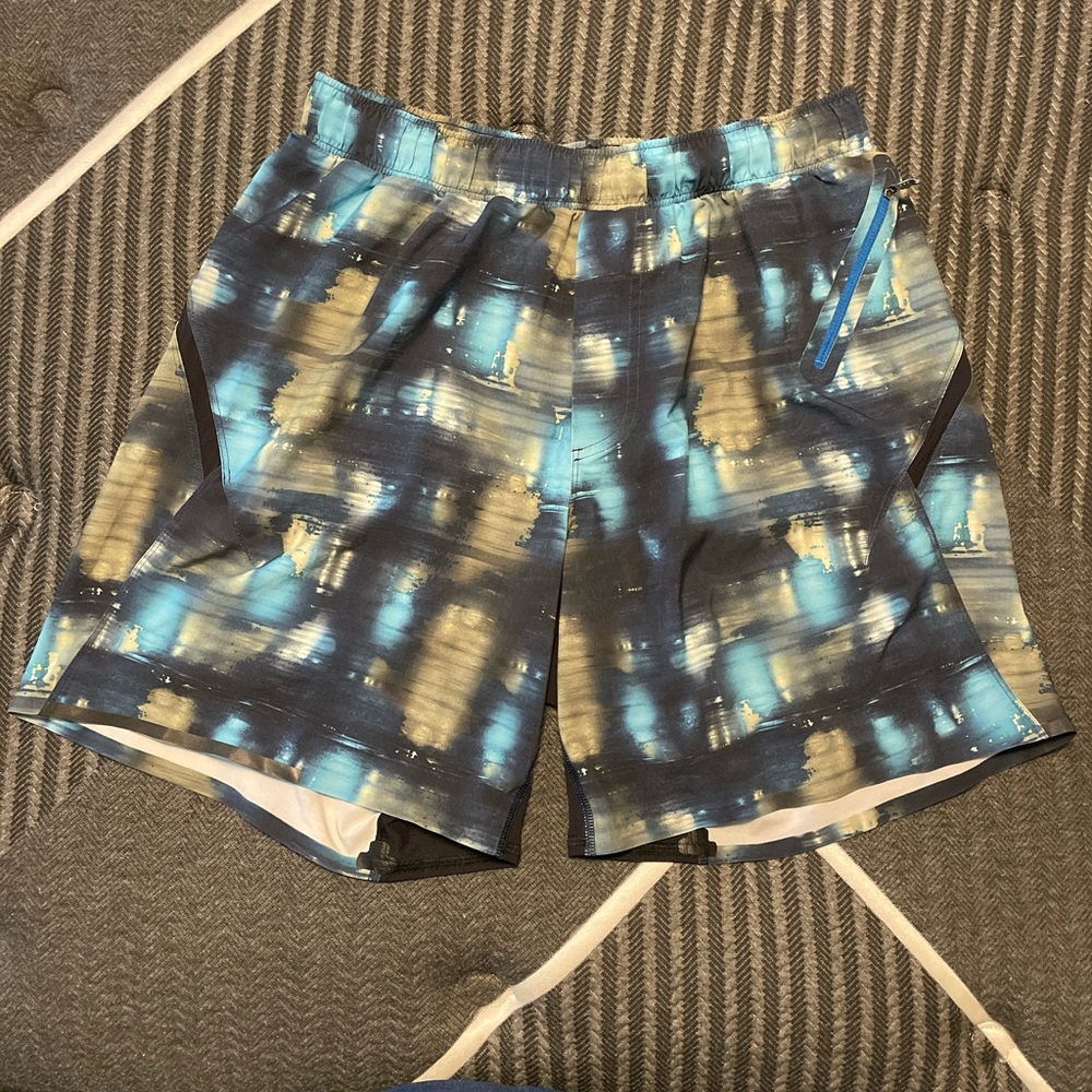 Lululemon Pace Breaker Linerless Short - Medium 7” - Blue & Green